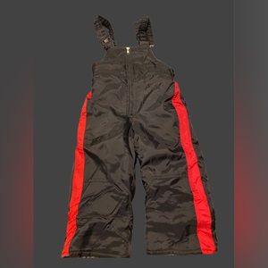 Snow overall suit